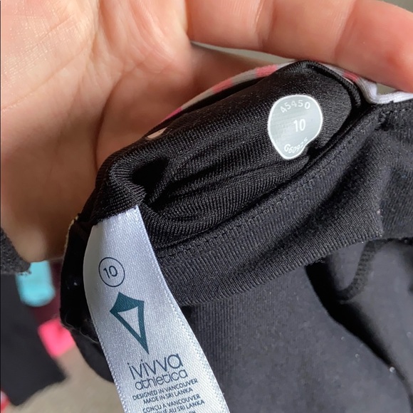 Ivivva by lululemon Capris Size 10 - Picture 2 of 2